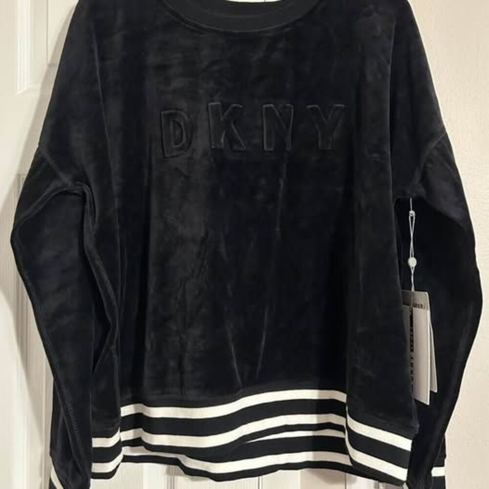 NWT DKNY Sport Velour Sweatshirt Large  Size NWT
